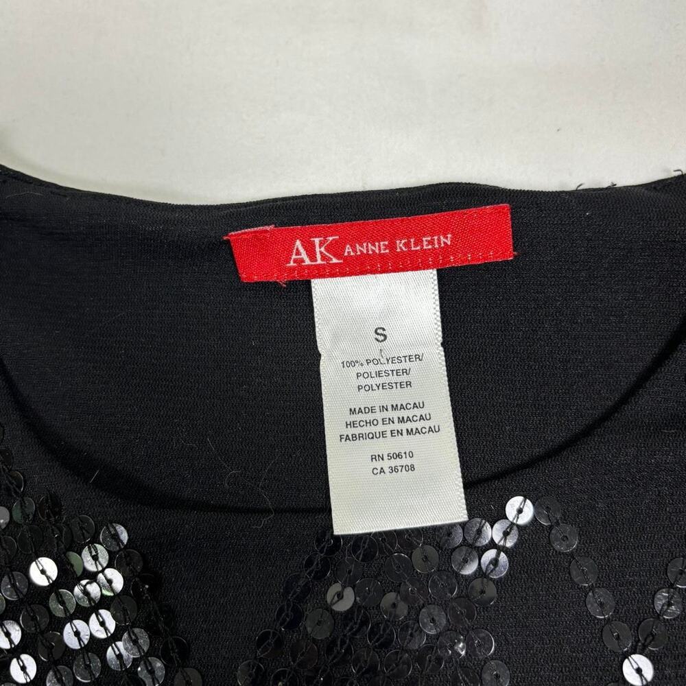 Anne Klein Black Sequin Long Sleeve Top with Silver Sequin Diamond Pattern - Picture 4 of 5